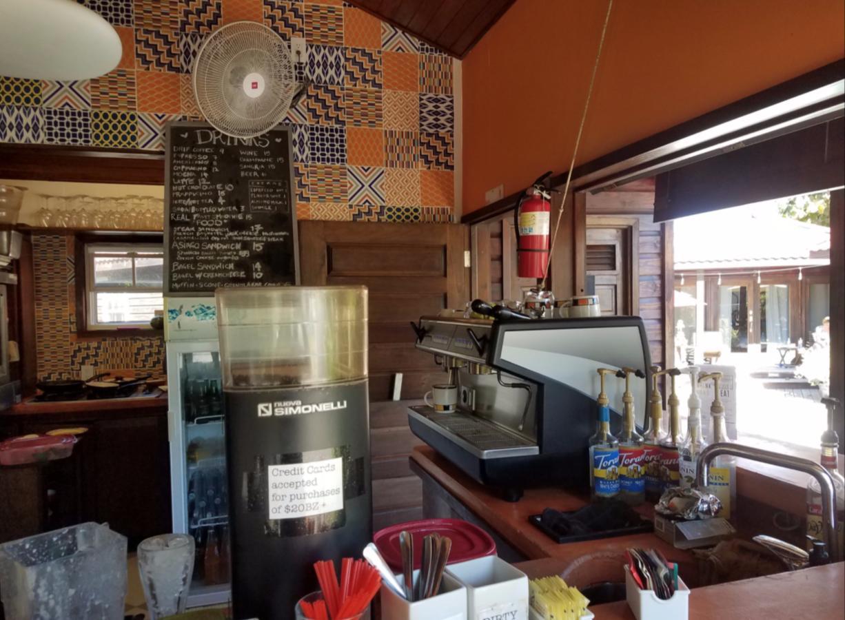 Marbucks Bed & Breakfast San Pedro  Luaran gambar